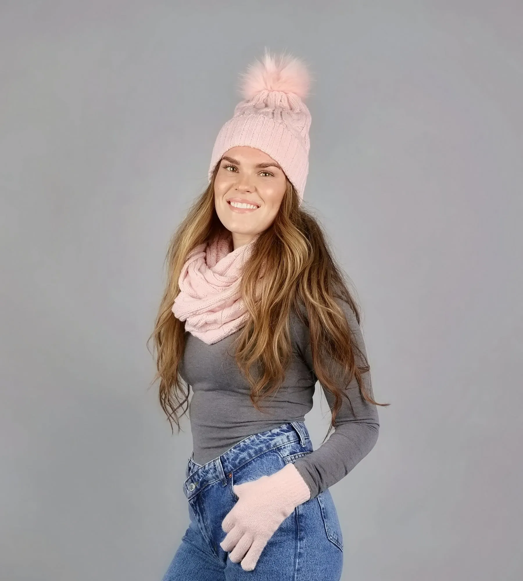 CABLE KNIT BEANIEFUR POM, GLOVE & ETERNITY SCARF SET