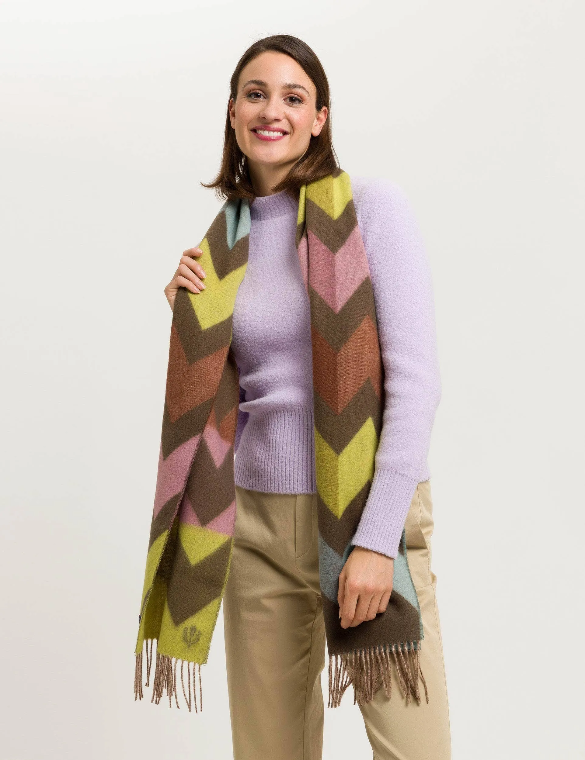 FRAAS - The Scarf Company - Chevron Zig Zag Eco: Grey