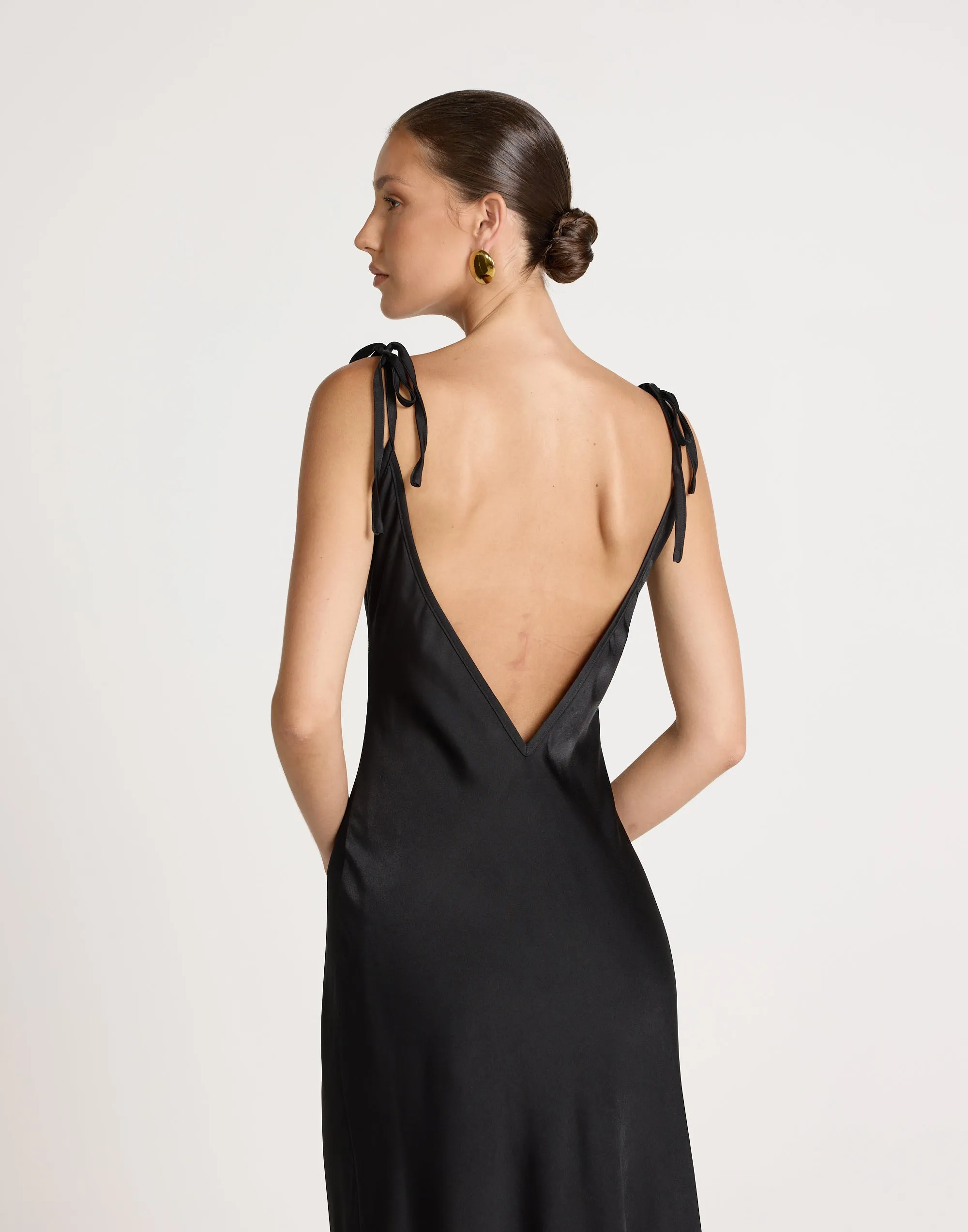 Jorjia Maxi Dress (Black)