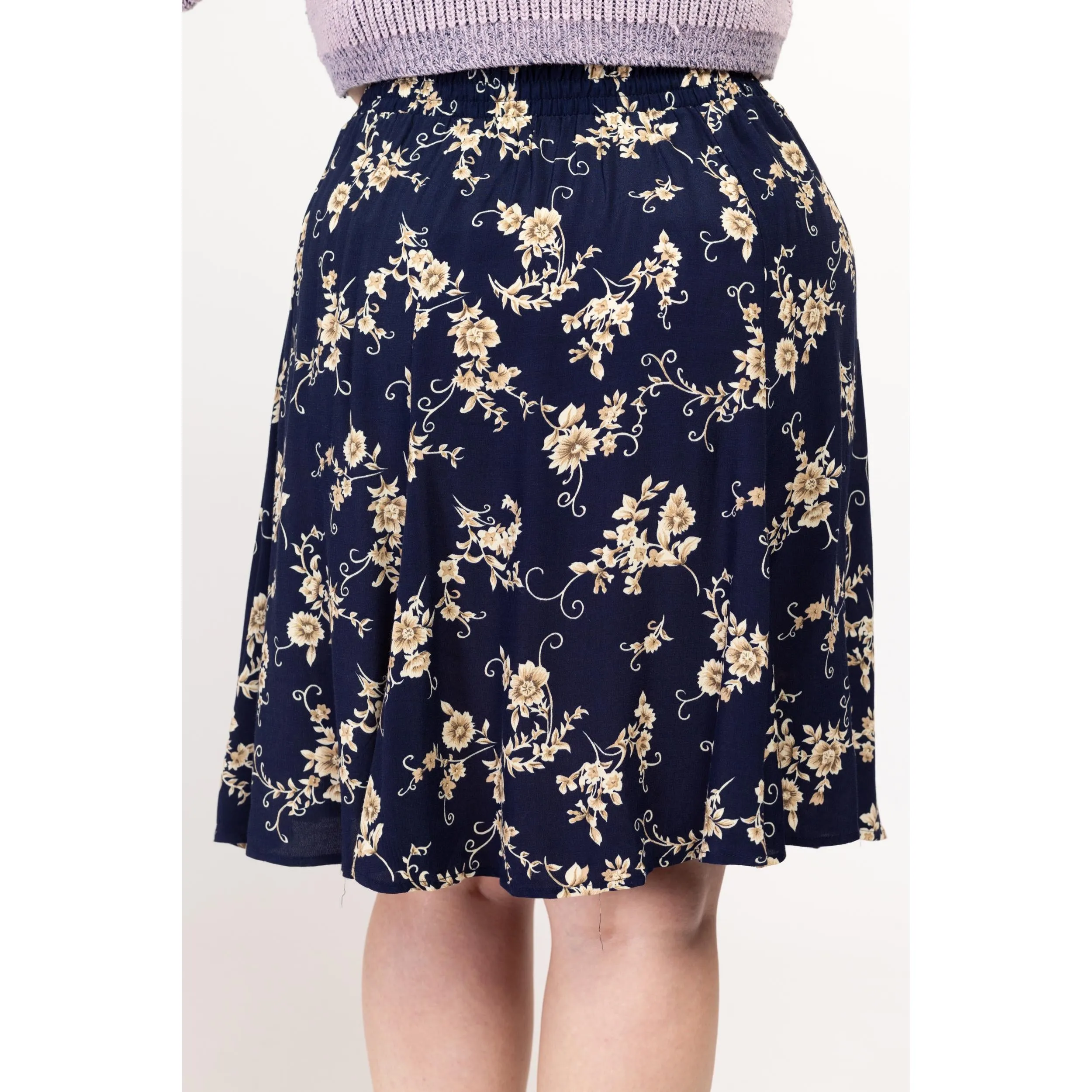Large 90s Navy Floral Knee Length Skirt 31"-35"