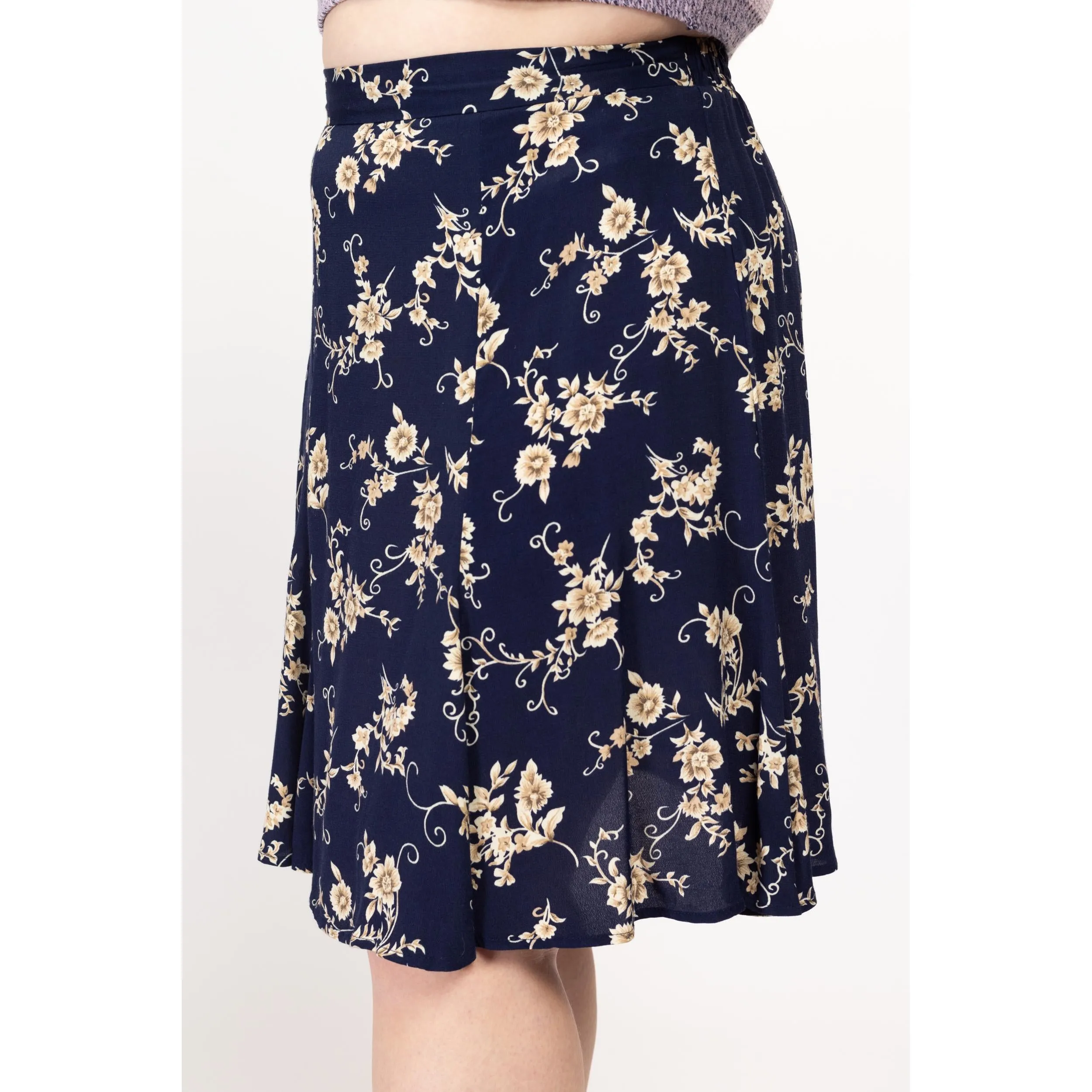 Large 90s Navy Floral Knee Length Skirt 31"-35"
