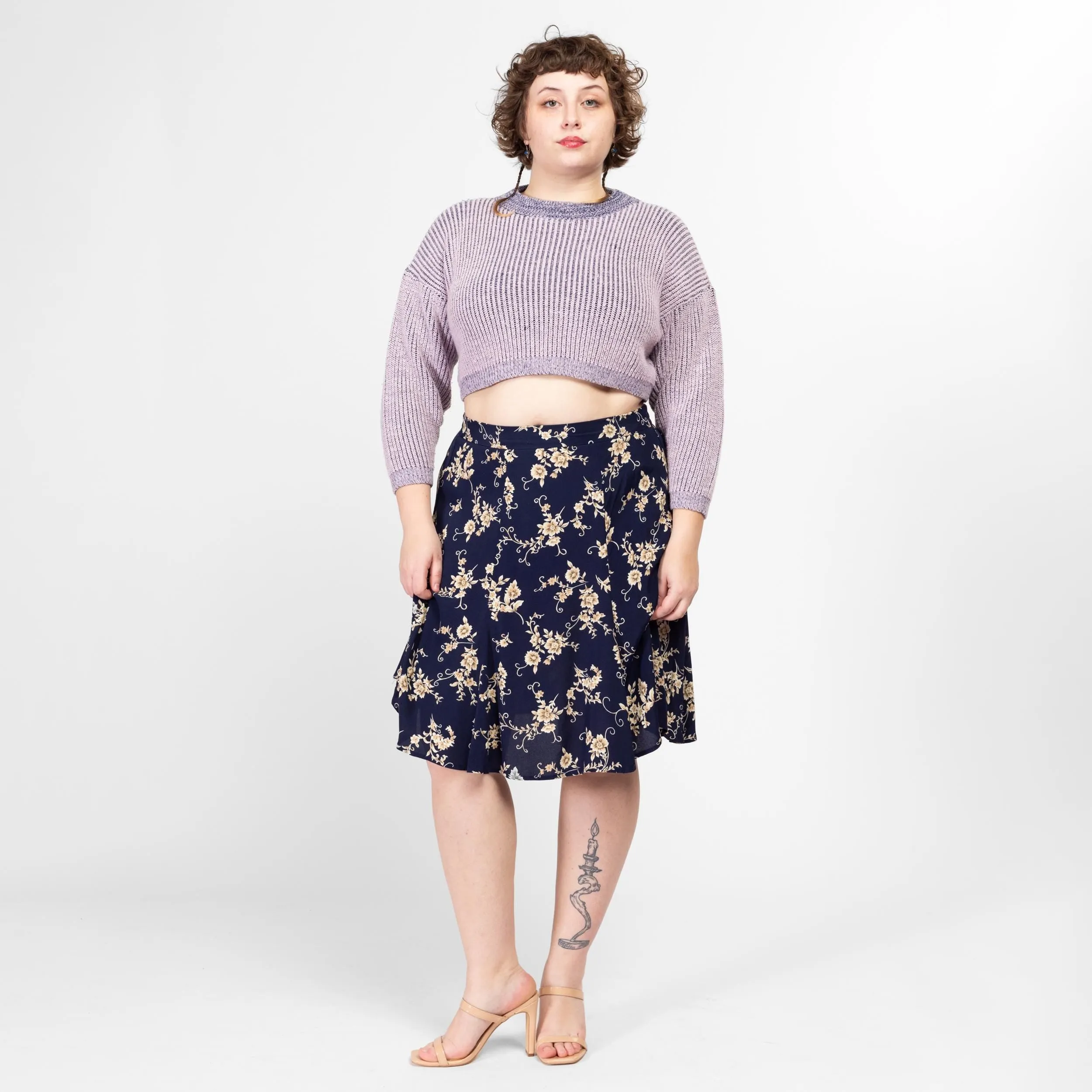 Large 90s Navy Floral Knee Length Skirt 31"-35"