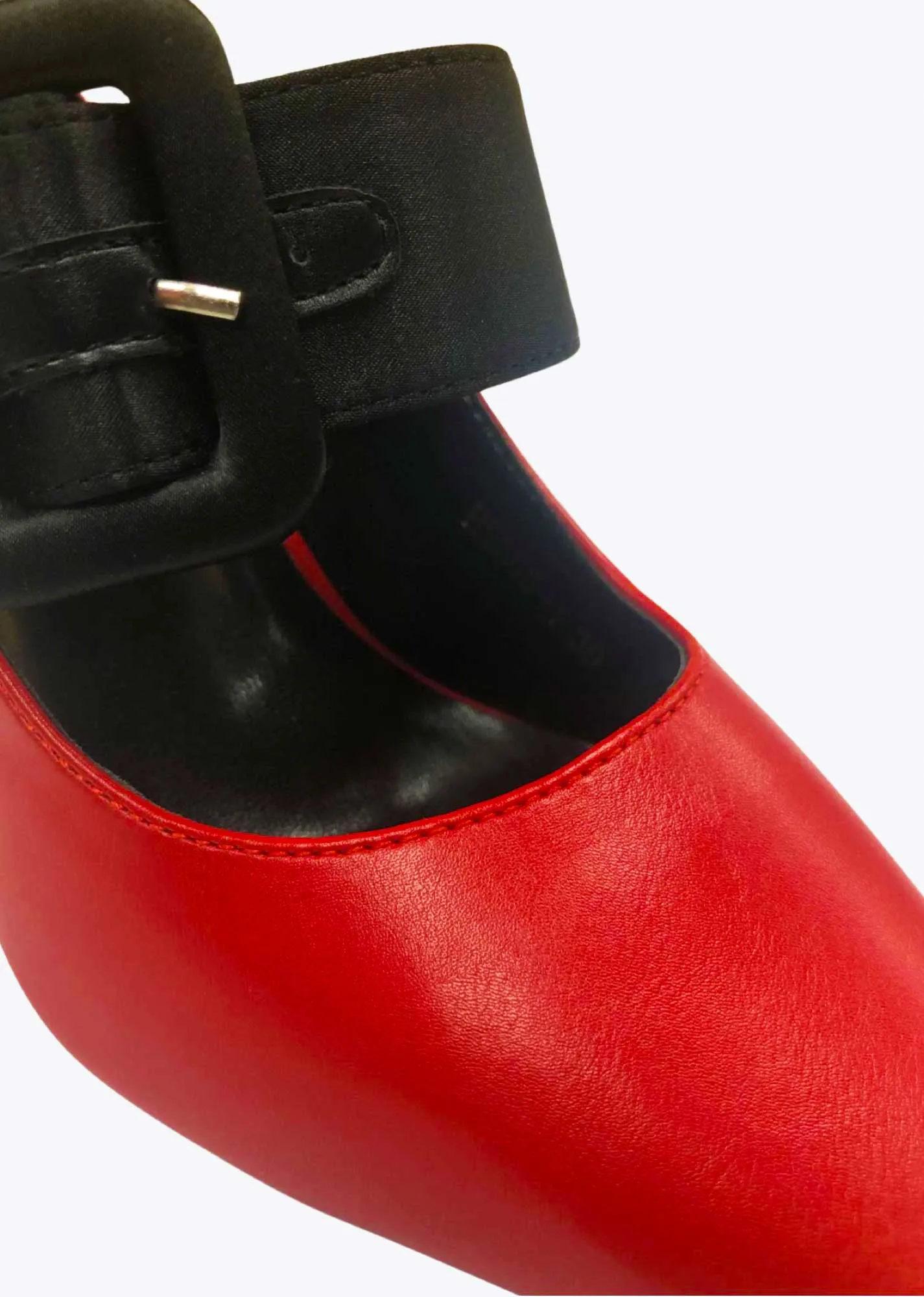 Milano's Envy Buckle Mule