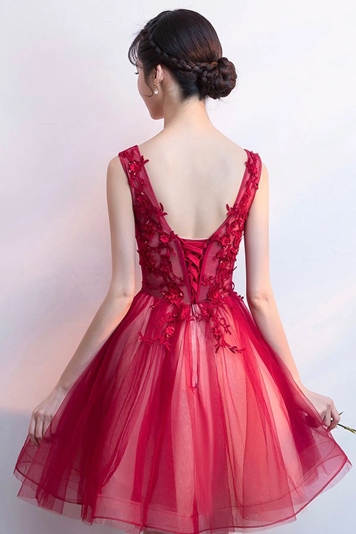 Red V-Neck Lace Short Prom Dress, Cute A-Line Homecoming Party Dress